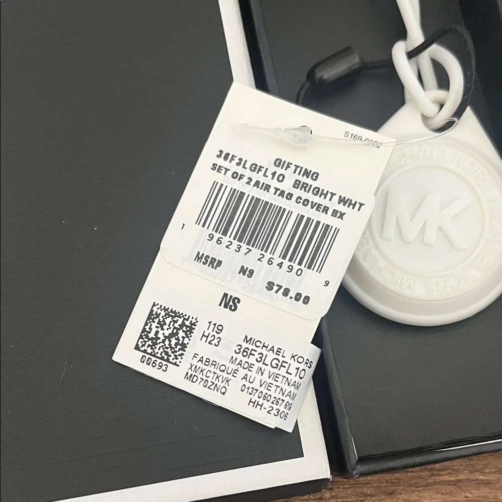 Michael Kors White Silicone MK Logo AirTag Holder